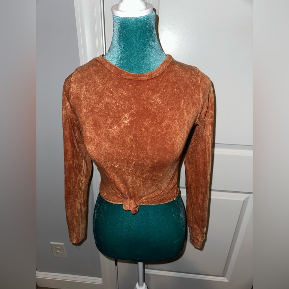 Burnt orange long sleeve top 🧡✨